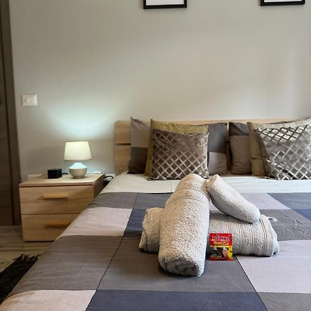 Casa Di Afi, Perfect For 4 - Kitchen - Parking - Netflix Apartment Arona Bagian luar foto