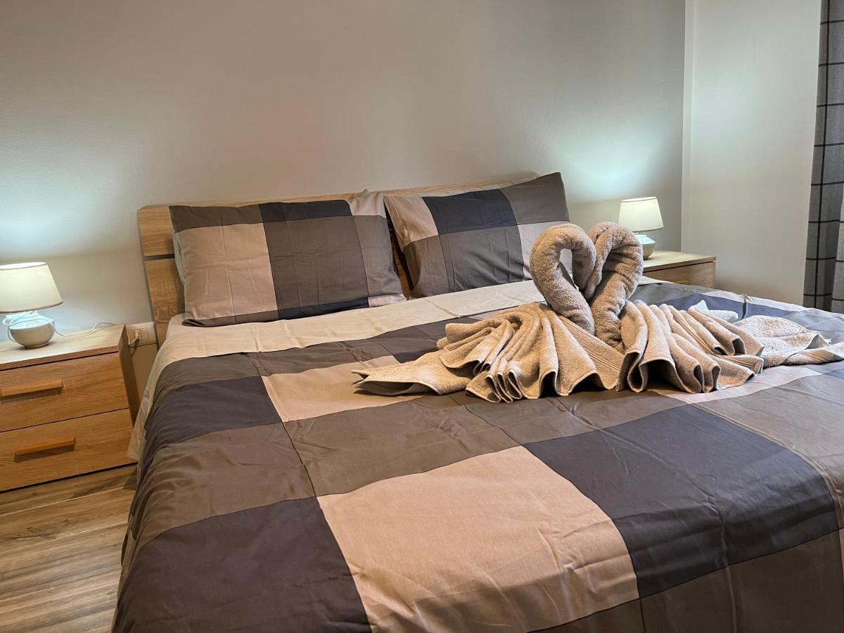 Casa Di Afi, Perfect For 4 - Kitchen - Parking - Netflix Apartment Arona Bagian luar foto