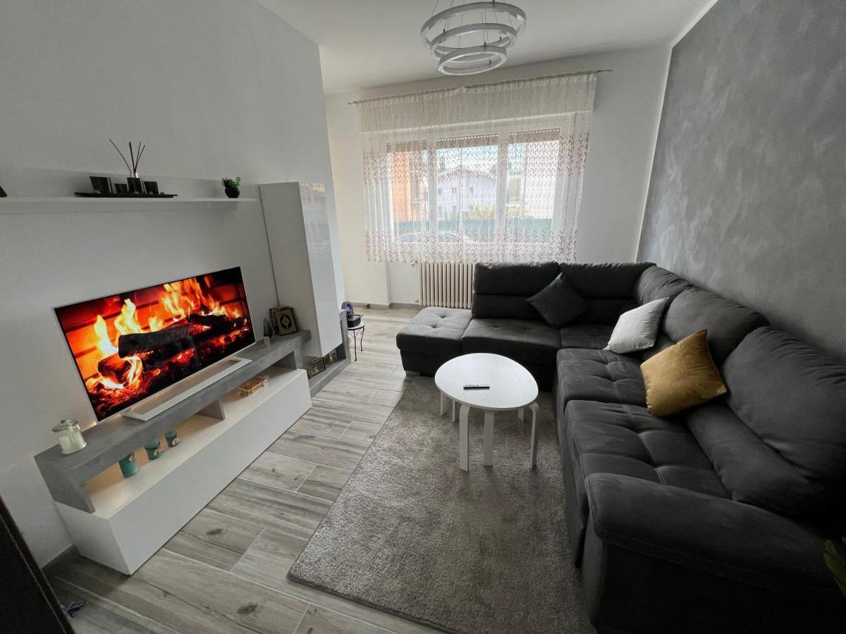 Casa Di Afi, Perfect For 4 - Kitchen - Parking - Netflix Apartment Arona Bagian luar foto