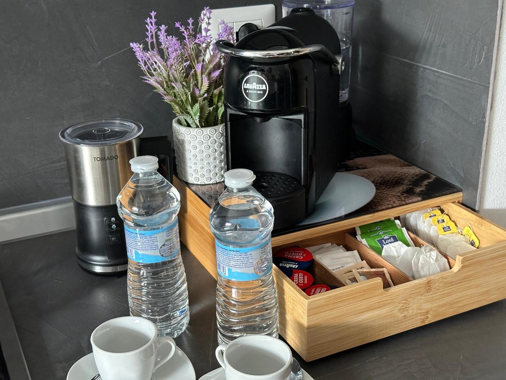 Casa Di Afi, Perfect For 4 - Kitchen - Parking - Netflix Apartment Arona Bagian luar foto